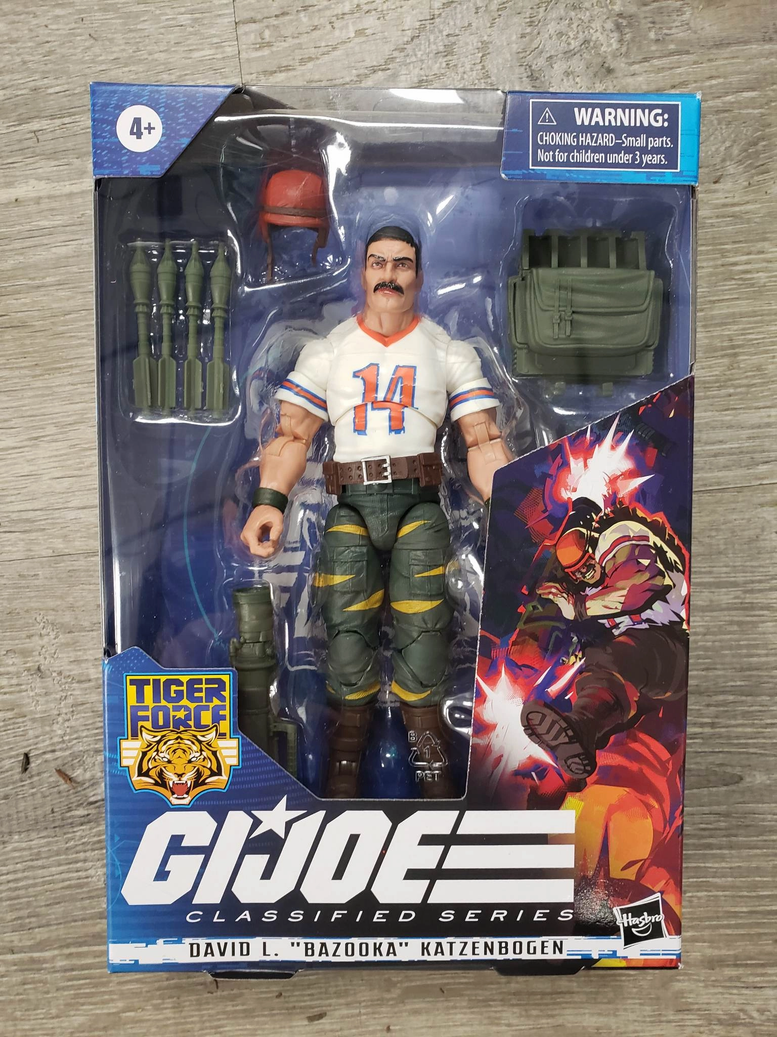 Hasbro G.I. Joe Classified Series #54 Tiger Force David L. "Bazooka" Katzenbogen Action Figure Sculpted Art Tourist Memorabilia