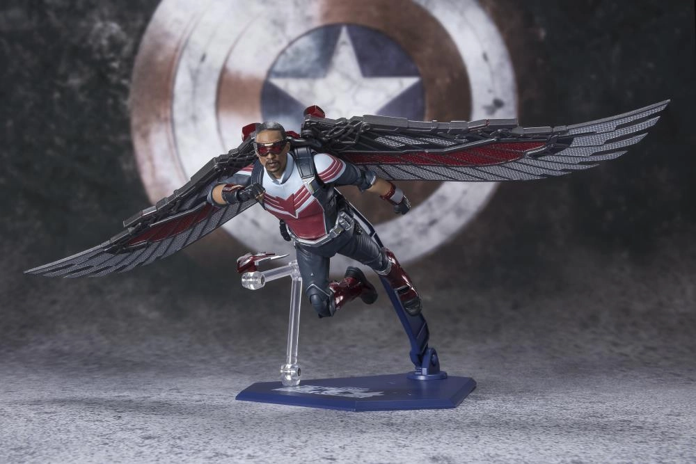 S.H. Figuarts The Falcon and the Winter Soldier The Falcon Action Figure Street Art