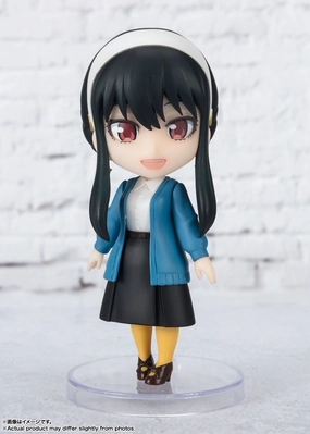 Bandai Figuarts Mini #132 Spy x Family Yor Forger (Odekeke Outfit Ver.) Fantasy Display Art Display