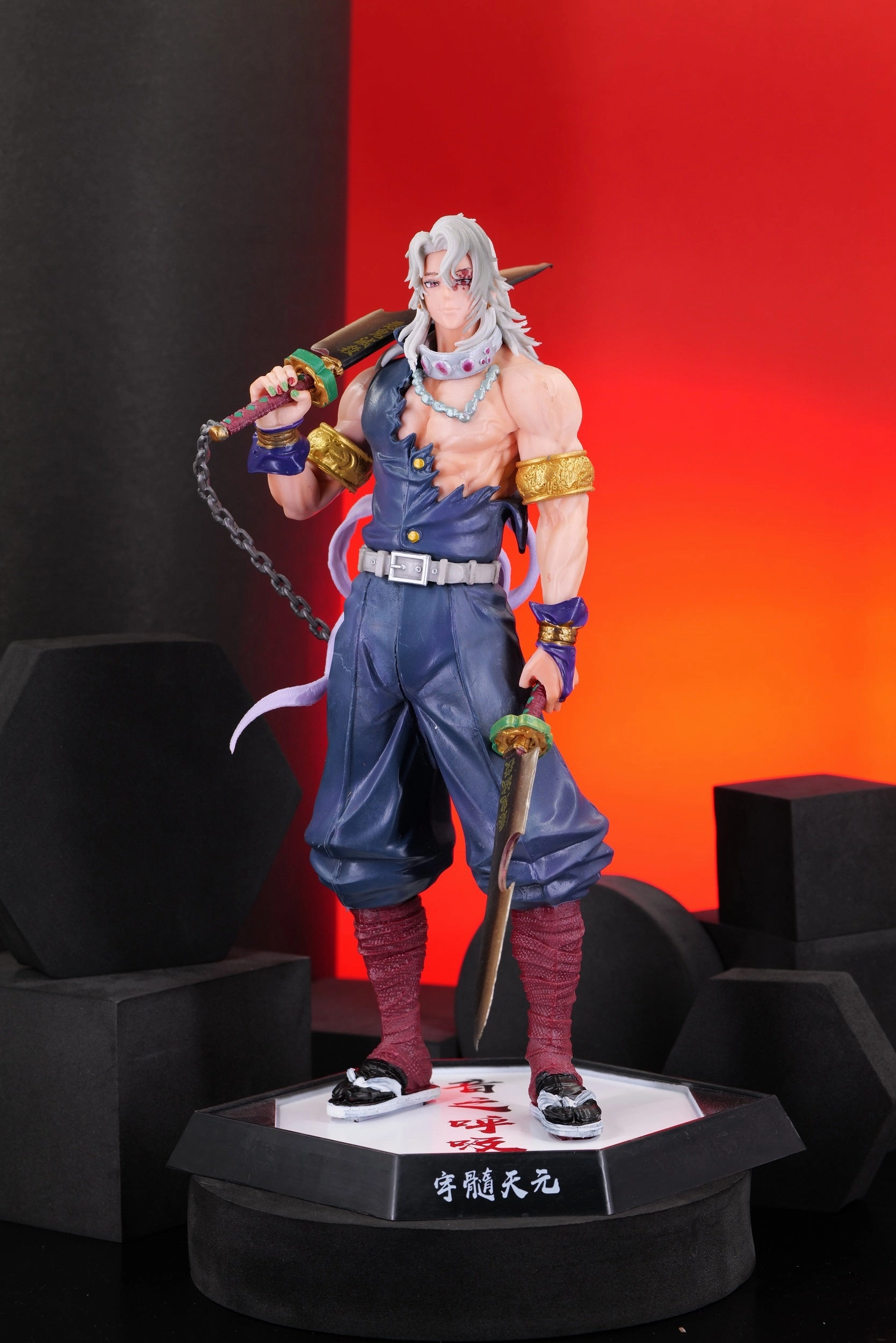 Demon Slayer Hashira Tengen Uzui Action Figure | 29 Cms | Premium Article Scandinavian design