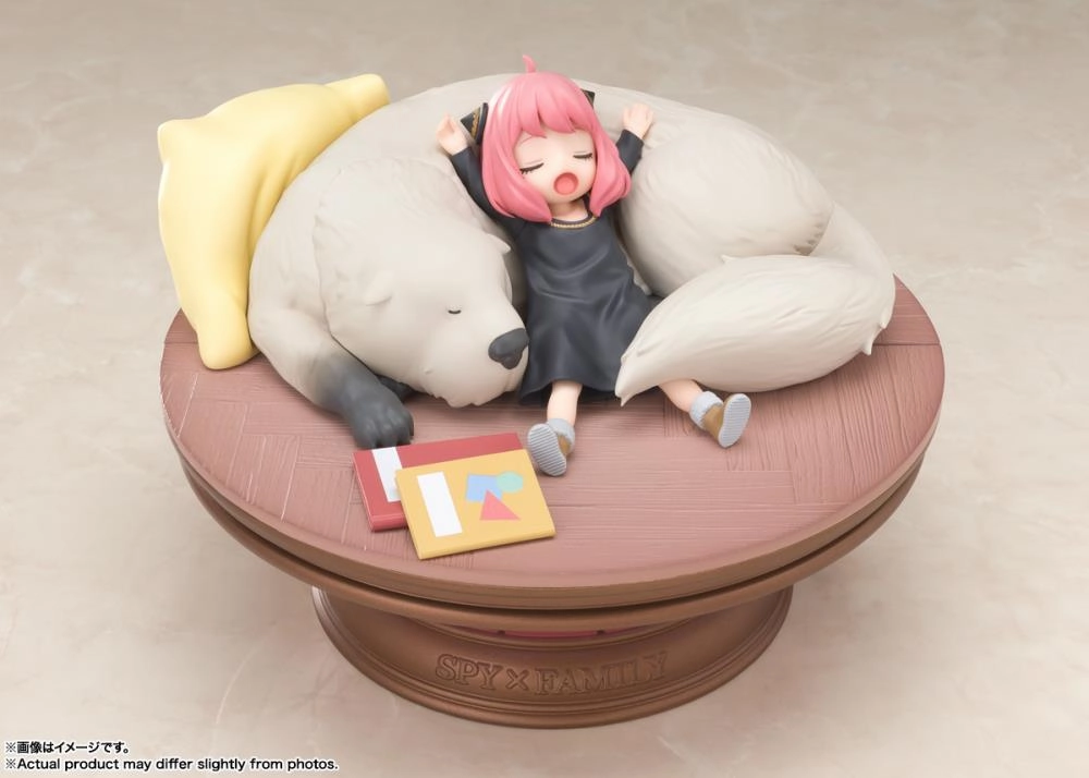 Figuarts Zero Spy x Family Anya Forger & Bond Forger (Mission Complete) Statue Arctic Animal