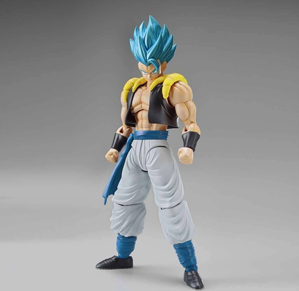 Figure-rise Standard Dragonball Super Super Saiyan God Super Saiyan Gogeta Plastic Model Kit Art Article