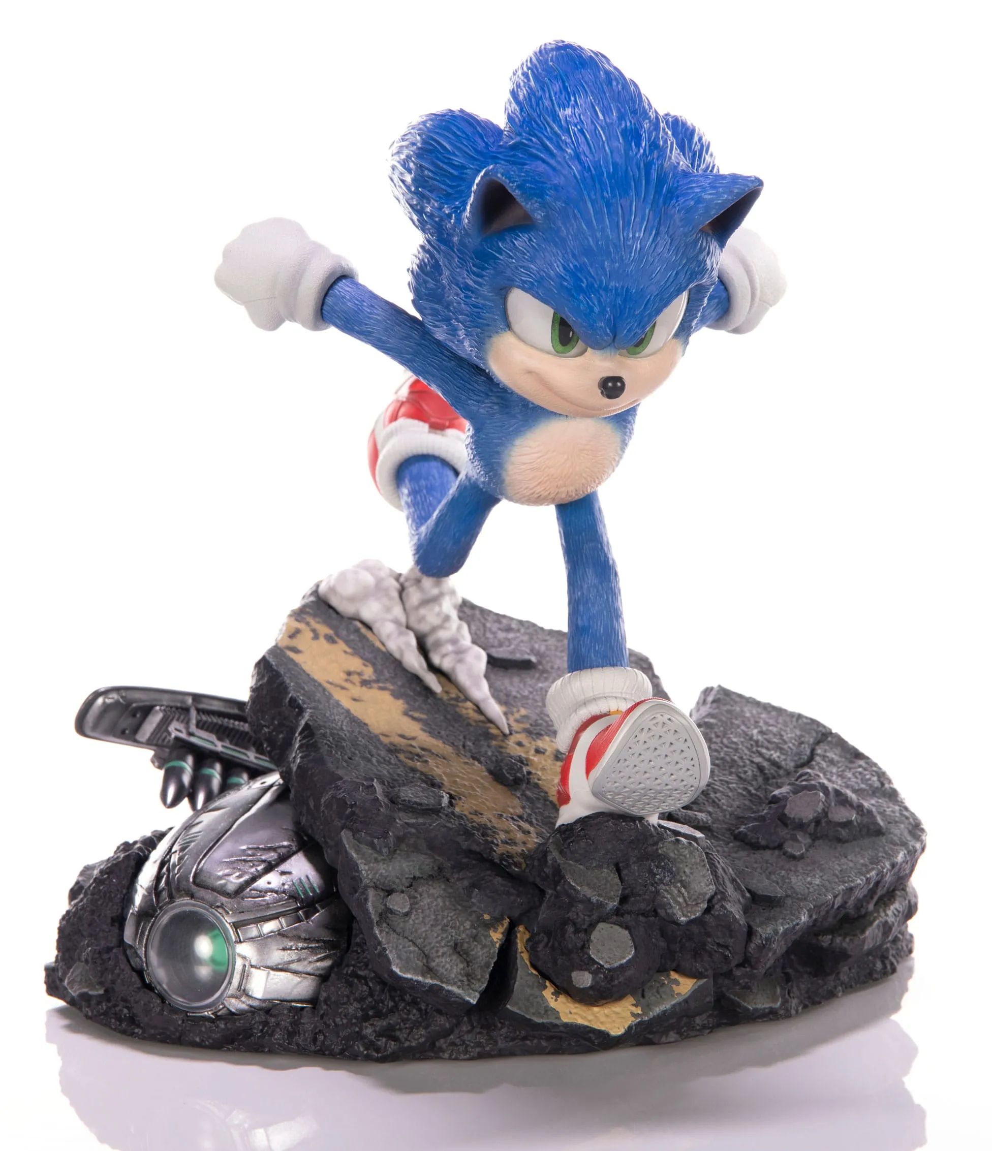 Visual Stimulation Real Life Simulation First 4 Figures Sonic Standoff - Sonic the Hedgehog 2 - Collectible Statue