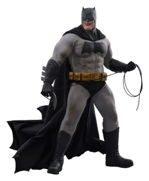 Climax Scene Hot Toys Batman - The Dark Knight Returns - CMS024 - 1/6 Scale Collectible Figure