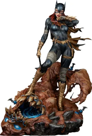 Sideshow Collectibles DC Comics Batgirl Premium Format Figure 1/4 Statue Reading Pro