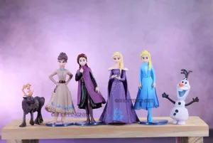 Elsa Anna Olaf Figure Action Figure Set of 6 Pcs Set Cake Topper Dolls Collectible Figurine Toys Chibi Toy Anime Model