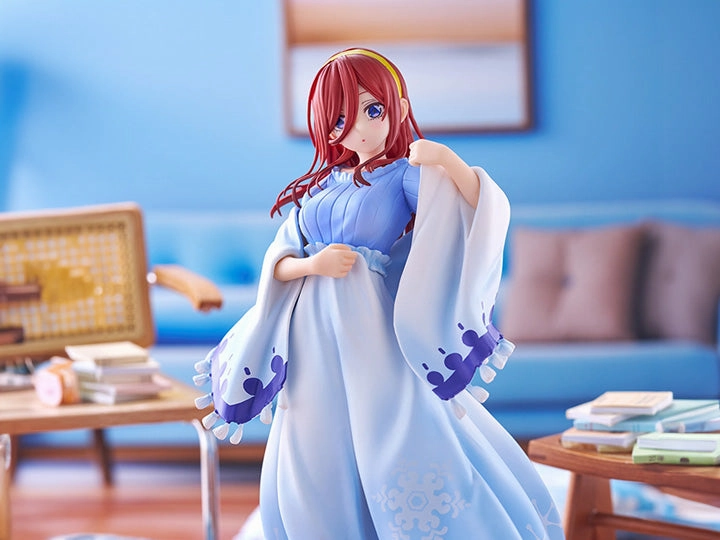 Bandai Ichibansho The Quintessential Quintuplets Miku Nakano (Loungewear Ver.) Figure Preservation Tool