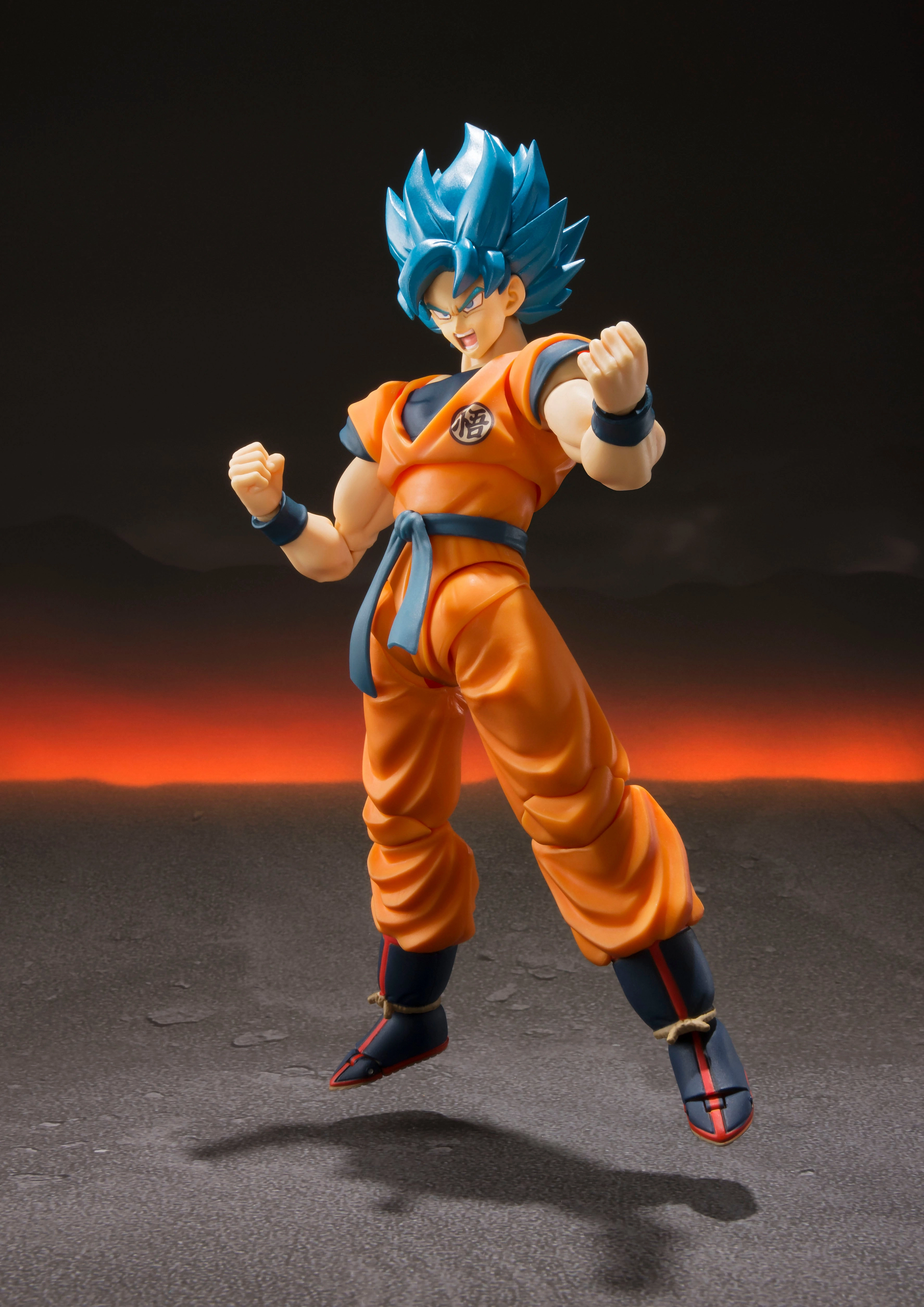 Folk Art S.H. Figuarts Dragon Ball Super Saiyan God Super Saiyan Goku Blue Action Figure