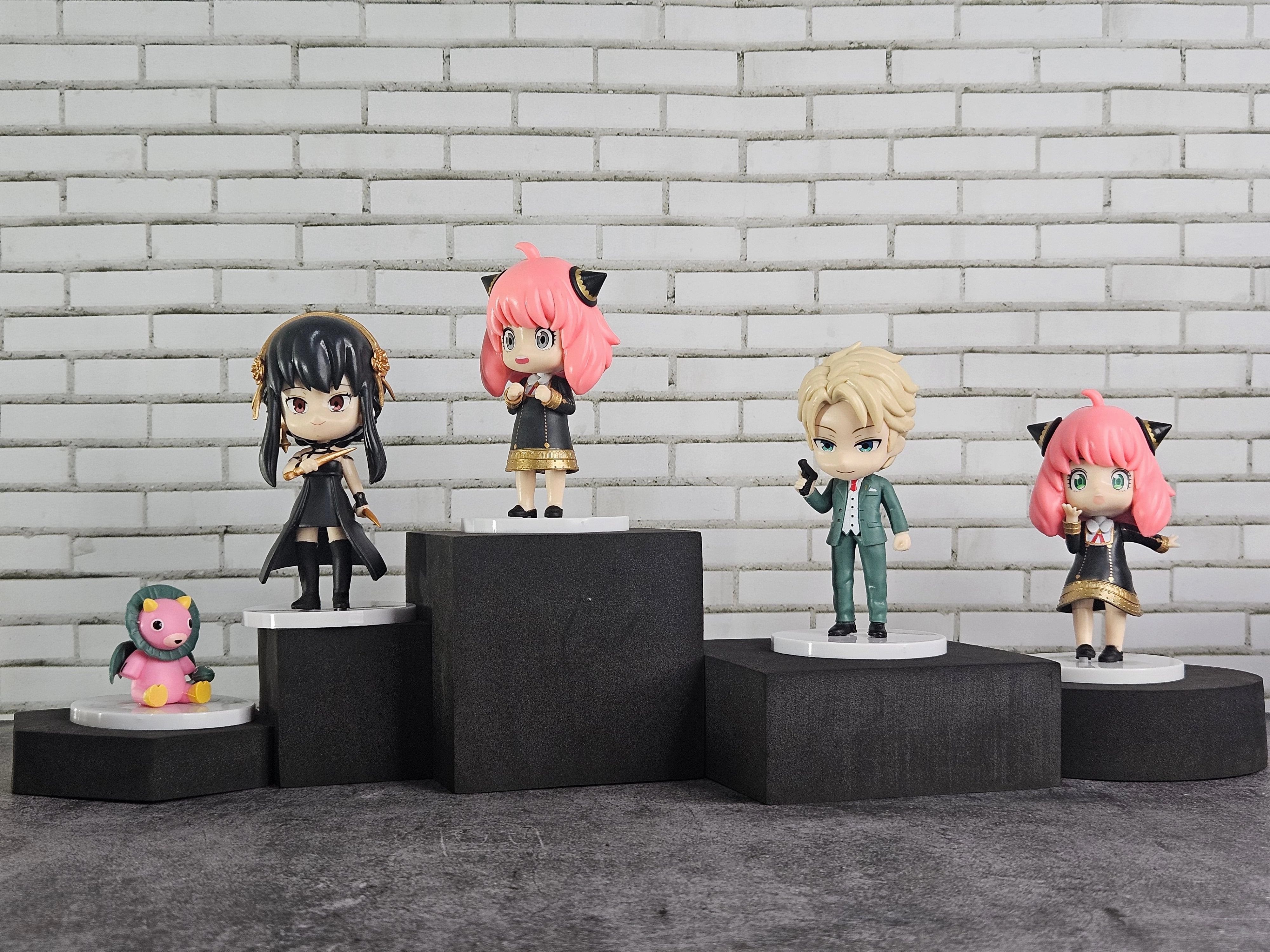 SPY x FAMILY Anime Action Figure Set | 5 Collectible Figures | PVC | 10 cm Pride And Joy Gaming Object