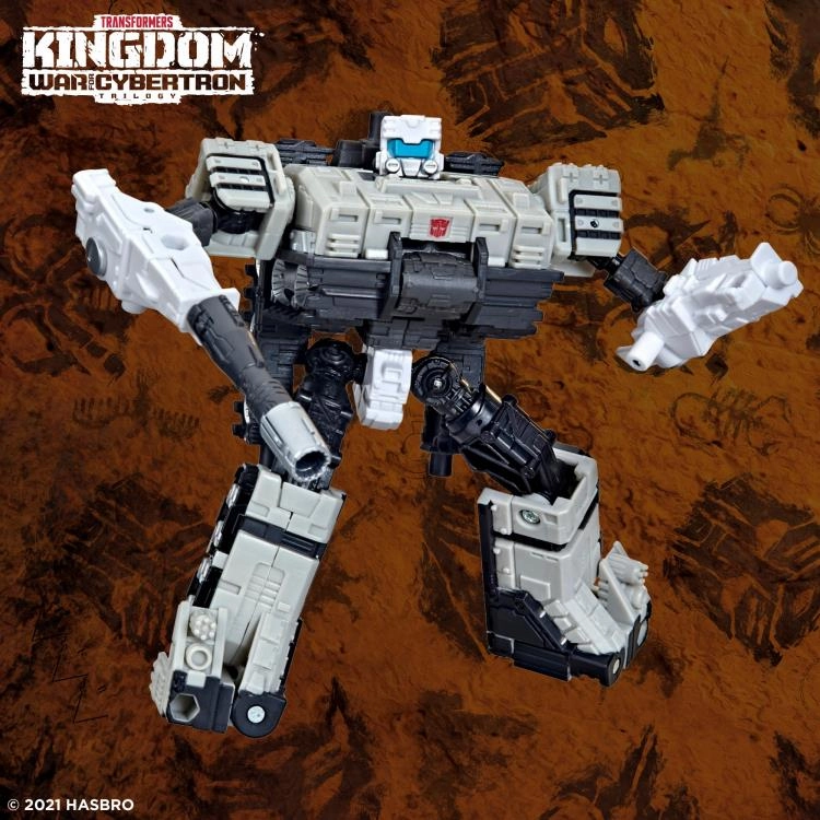 Transformers Generations War For Cybertron: Kingdom Deluxe Autobot Slammer Action Figure WFC-K33 Urban Art Action figure